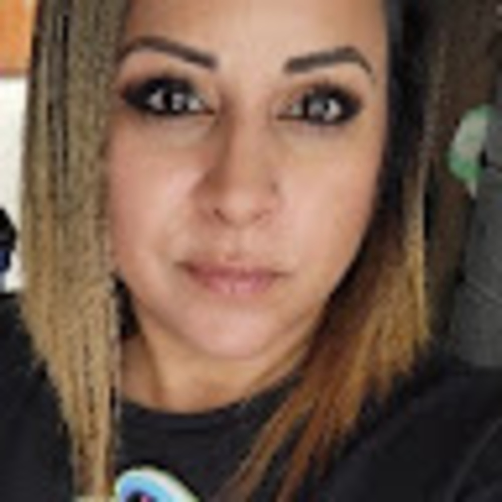 Meet your Posher, Elena